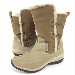 Women’s Columbia Delancey Suede Winter Boots 8